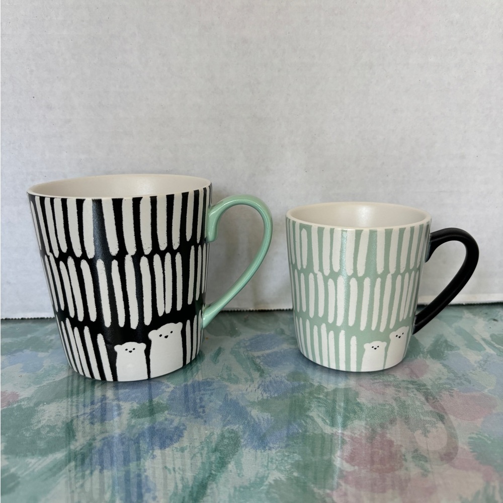 2 Starbucks Winter Bear Adult and Child Mugs 2016